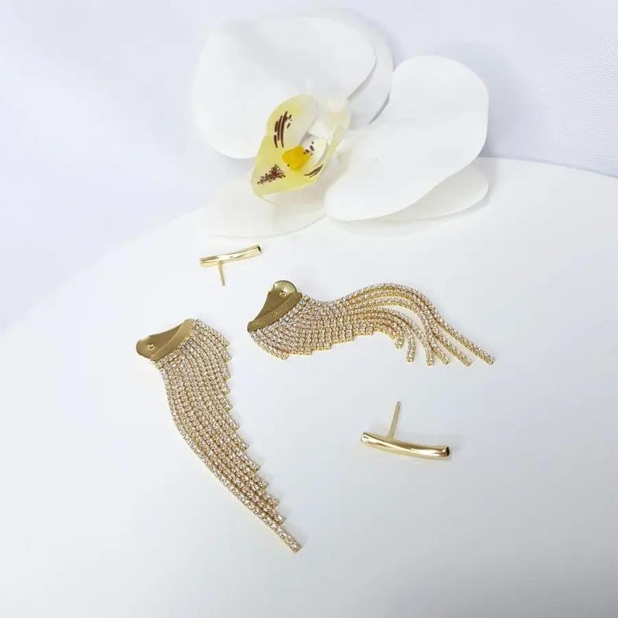 BRINCO BASE TUBINHO COM FRANJA EM ZIRCONIA| 6,8CM|BANHADO EM OURO 18K