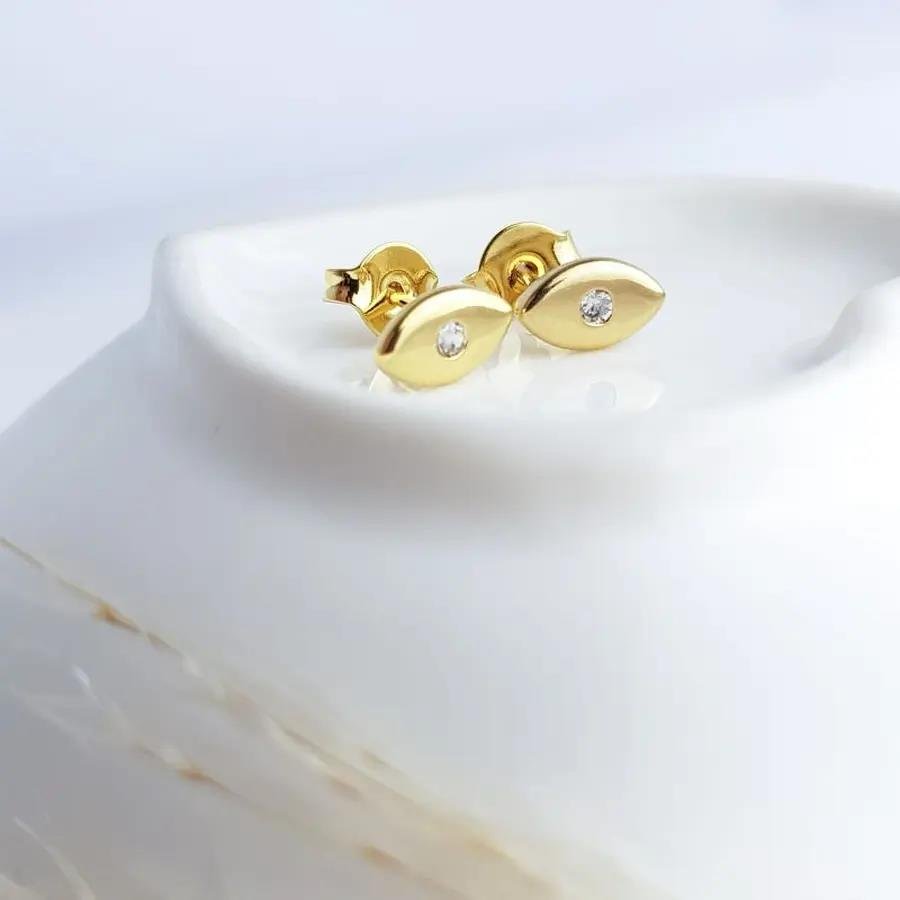 BRINCO OLHO GREGO CHAPINHA DOURADO E ZIRC AO MEIO|BANHADO EM OURO 18K