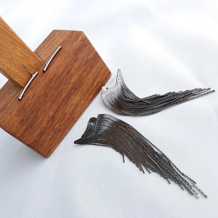 BRINCO BASE TUBINHO COM FRANJA |8,5CM| RÓDIO NEGRO