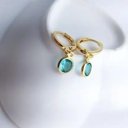 ARGOLA LISA COM PG PONTO LUZ AZUL|BANHADO EM OURO 18K