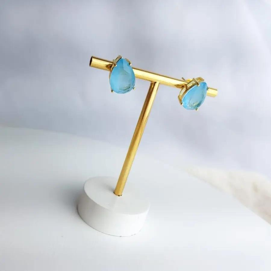 BRINCO GOTA EM CAIXARIA ALTA AZUL|BANHADO EM OURO 18K