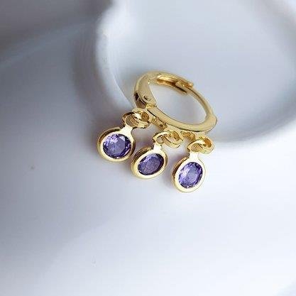 ARGOLA COM PINGENTE PONTO DE LUZ LILÁS|BANHADO EM OURO 18K