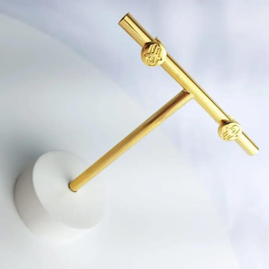 BRINCO 8MM COM MAO DE FATIMA EM RELEVO