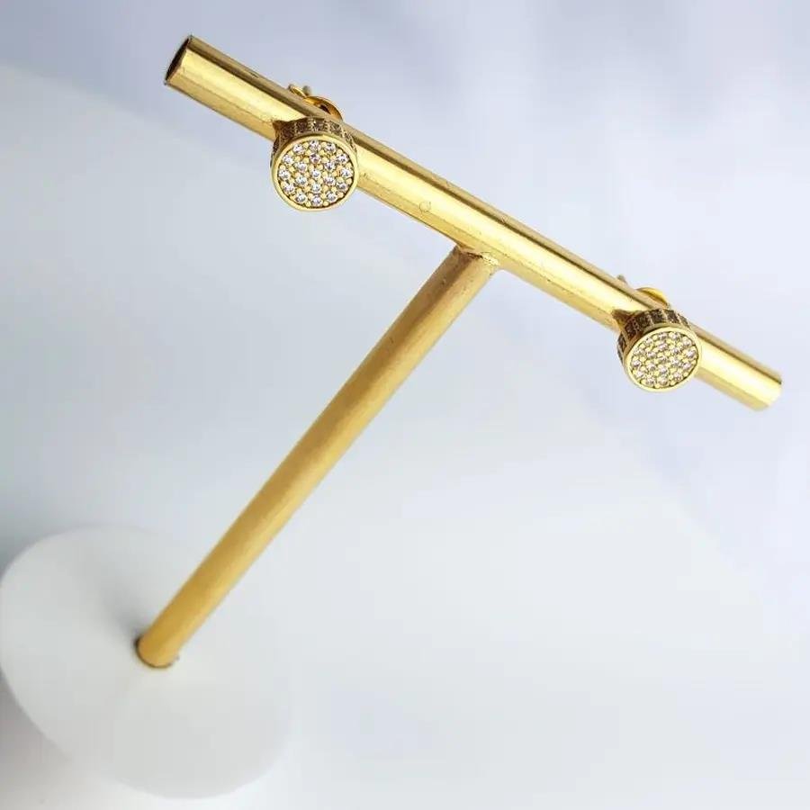 BRINCO REDONDO MICRO CRAVEJADO|BANHADO EM OURO 18K