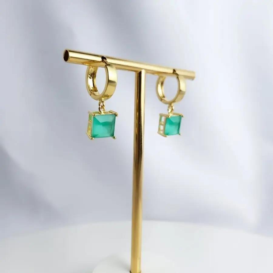 ARGOLA COM PINGENTE PEDRA QUADRADA VERDE|BANHADO EM OURO 18K