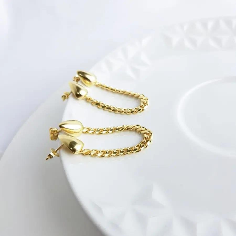 BRINCO DUPLO BASE GOTA LISA E PEDENTE ELO GRUMET|BANHADO EM OURO 18K