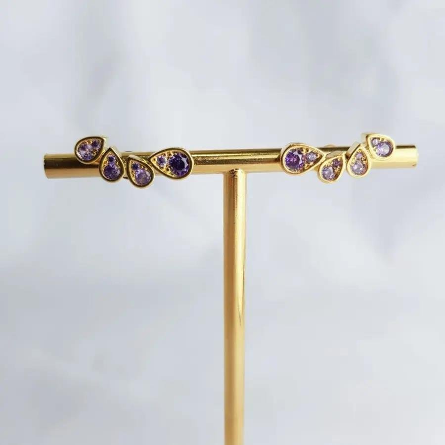 BRINCO EAR CUFF DE GOTAS C/ ZIRC LILAS|1,9CM|BANHADO EM OURO 18K