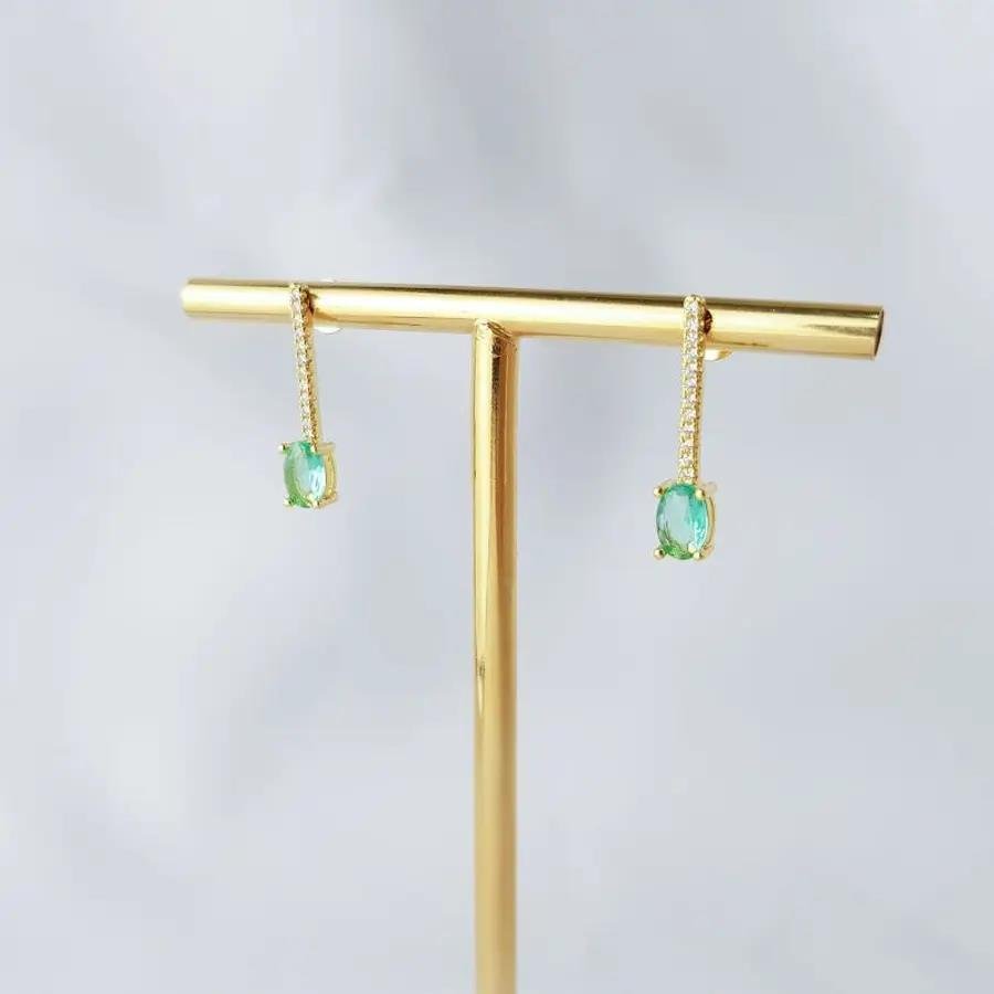 BRINCO FILEIRA CRAV C/ZIRC VERDE CRISTAL| 2CM|BANHADO EM OURO 18K